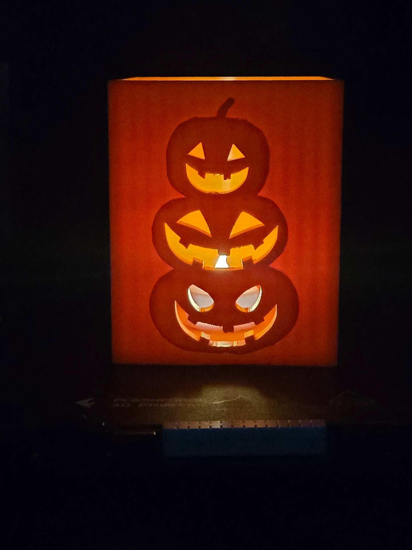 Pumpkin glow box